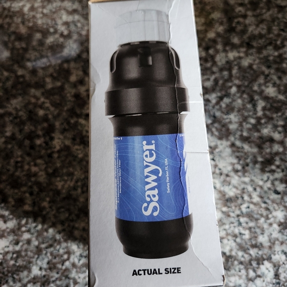 Sawyer SQUEEZE WATER FILTRATION SYSTEM 2 Pouches, Drinking Straw TRAVEL CAMPING - Picture 3 of 5
